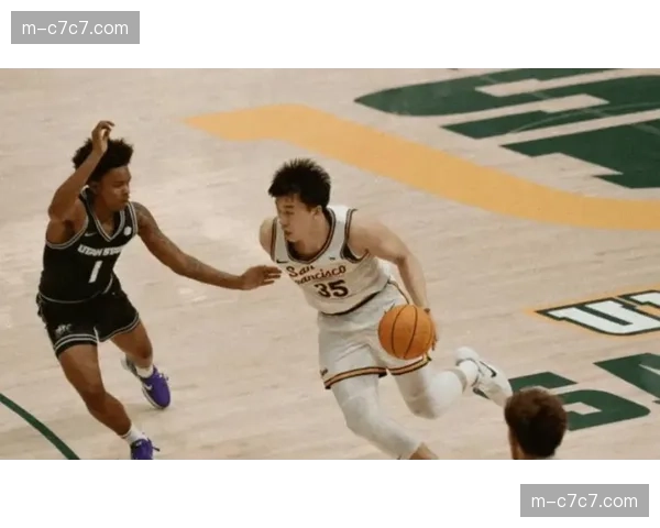 消息:某大学篮球队助理教练因招生违规被 NCAA 处以五年“禁赛令”