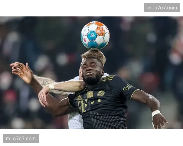 德甲赛季最佳球员评选启动，穆西亚拉、斯特勒等入围候选